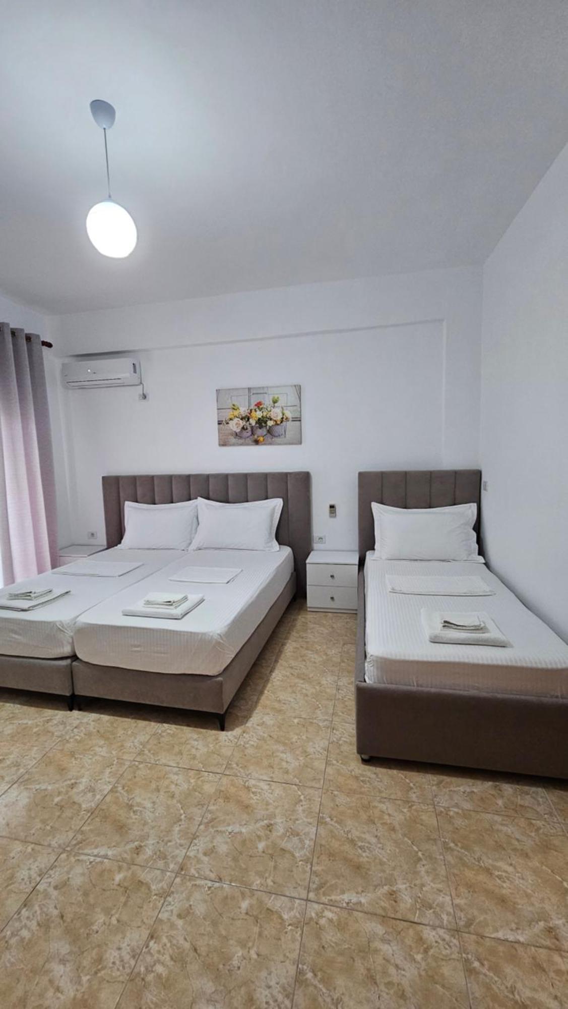 Vila Malo 1 Ксамил Екстериор снимка